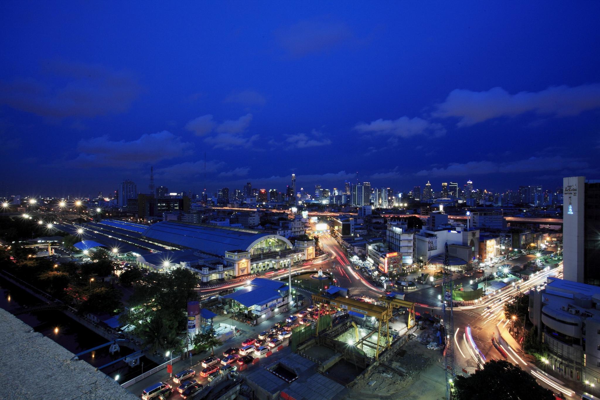 The Quarter Hualamphong By Uhg Hotel Bangkok Exterior foto
